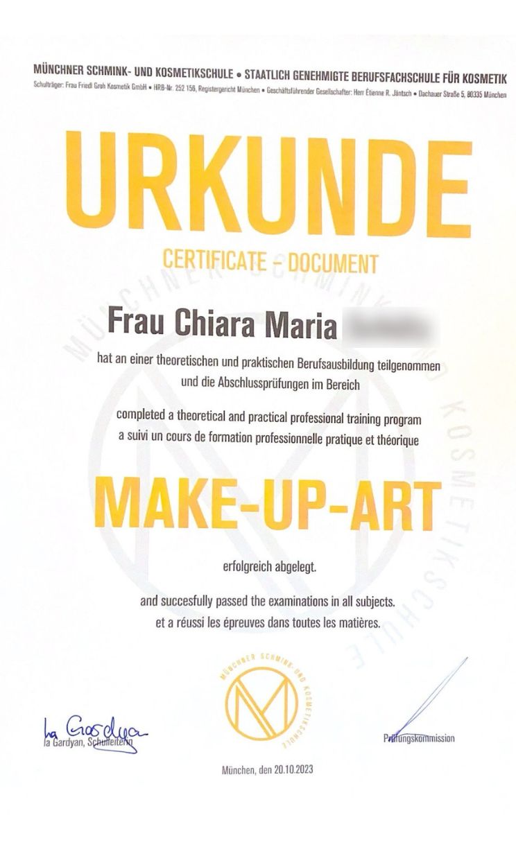 Urkunde für Chiara zur erfolgreich abgeschlossenen Ausbildung im Bereich Visagistik, ergänzt ihr Angebot an ganzheitlichen Behandlungen bei Seelenwellness in Maxvorstadt