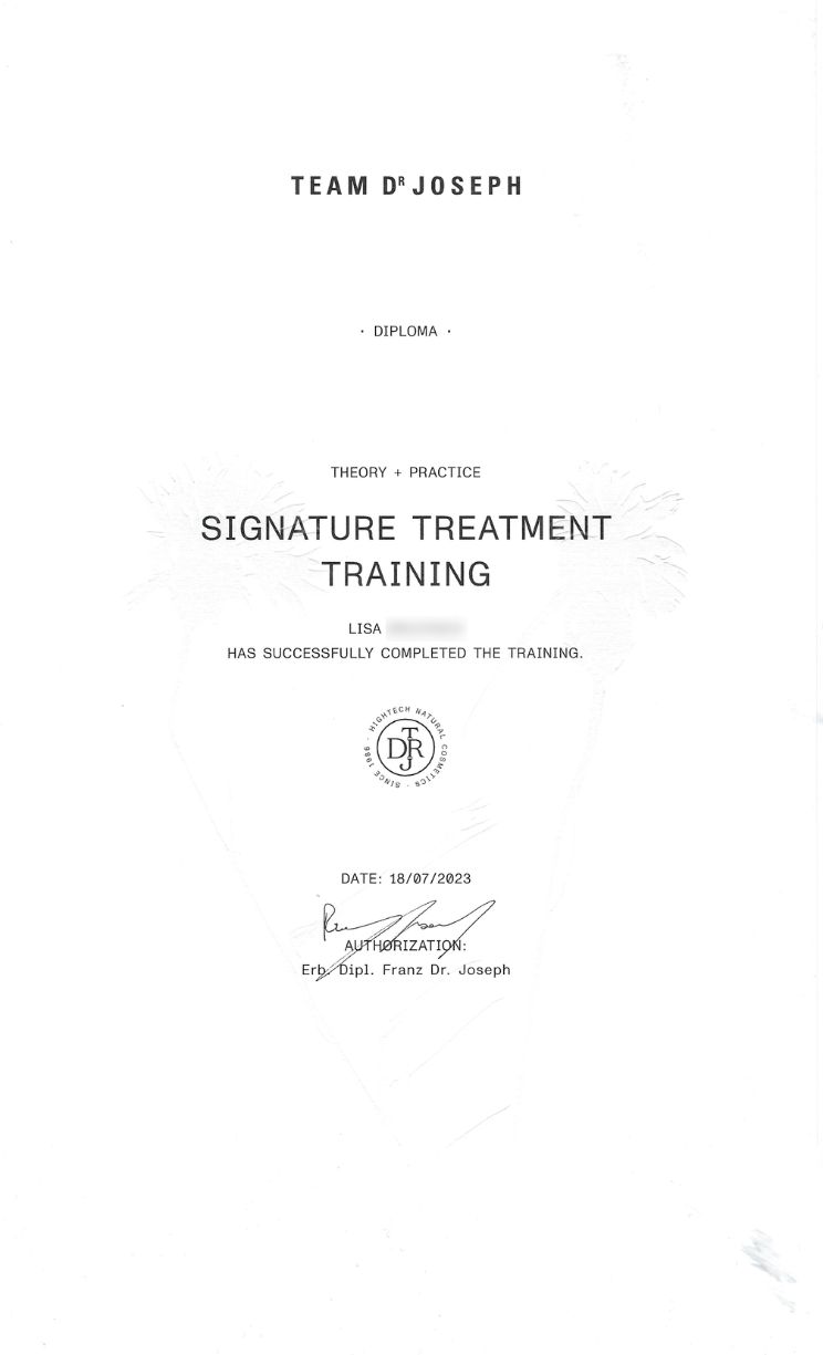Zertifikat für Lisa im Bereich Signature Treatment Training, professionelle Schulung in ganzheitlichen Kosmetik- und Behandlungsmethoden bei Seelenwellness München