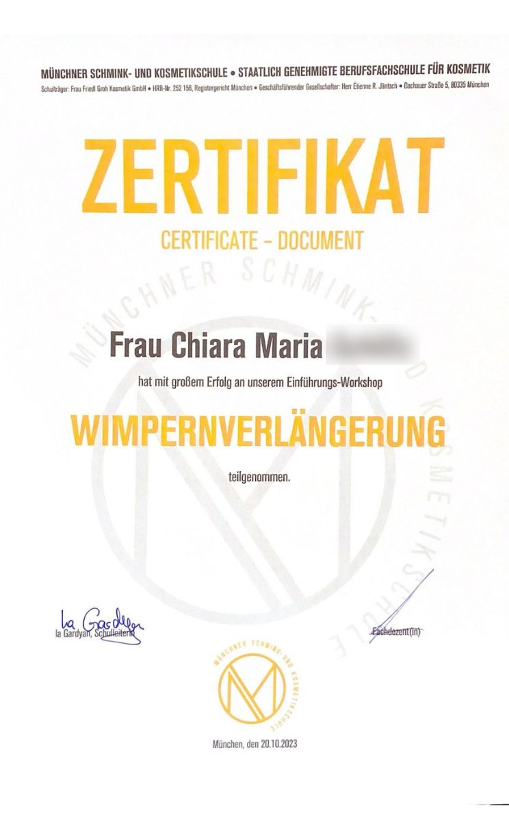 Zertifikat für Chiara zur Teilnahme am Workshop Wimpernverlängerung, erweitert ihr Behandlungsangebot bei Seelenwellness in München-Maxvorstadt